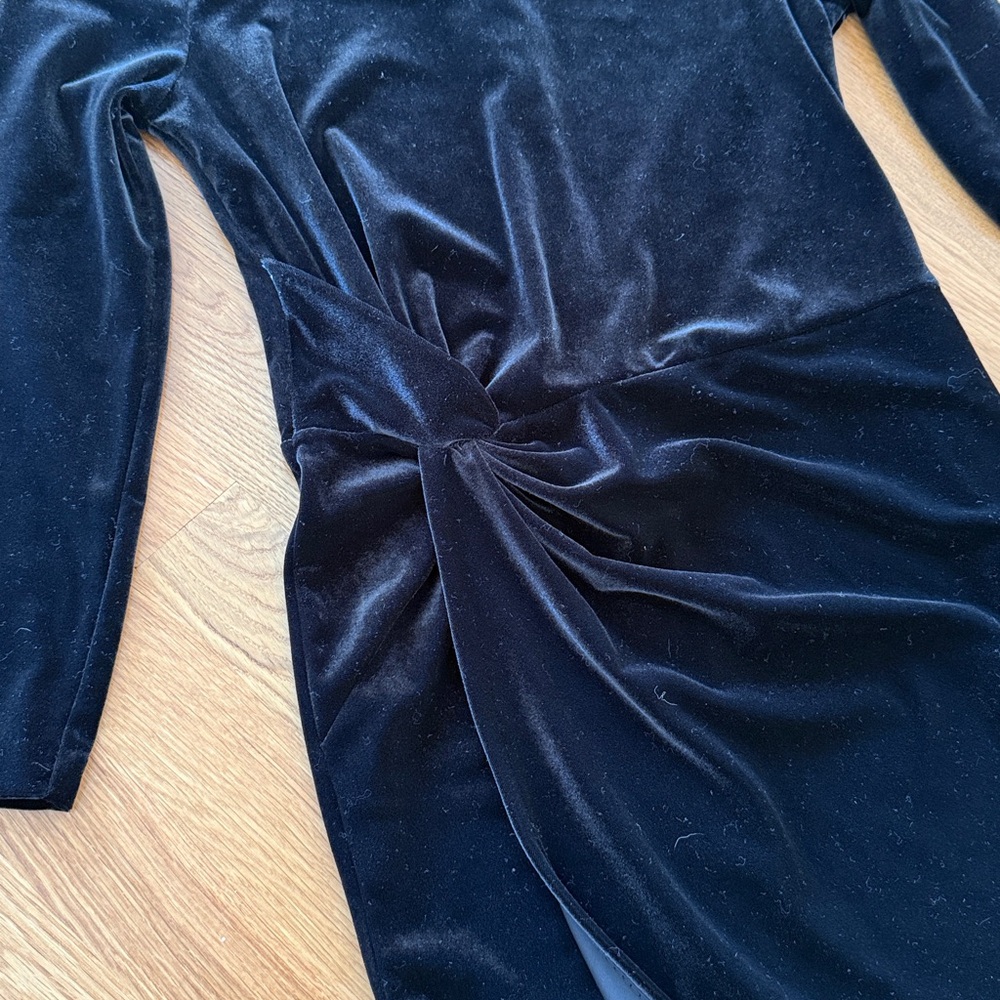 Banana Republic Knotted Black Velvet Dress - Picture 3 of 8